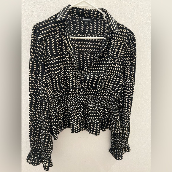 Express Smocked Waist Spotted Peplum Top, size Med US - Picture 3 of 9
